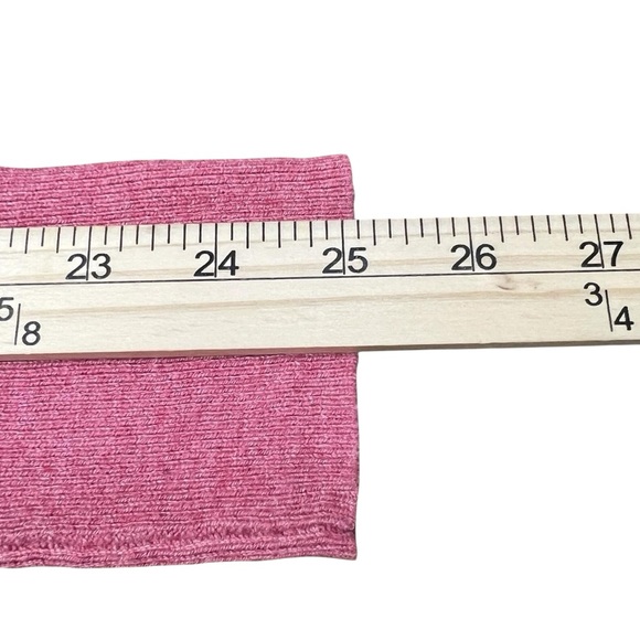 A New Day Women’s Pink V-Neck Sweater Size Medium - Picture 6 of 8